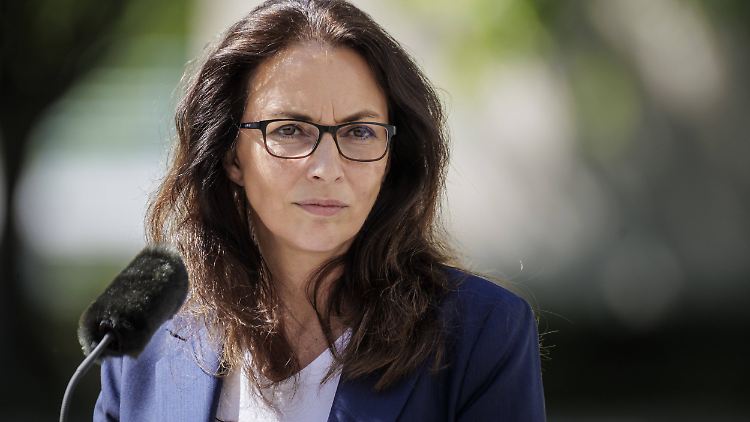 Hält nichts vom Beharren auf der Schuldenbremse: DGB-Chefin Yasmin Fahimi.