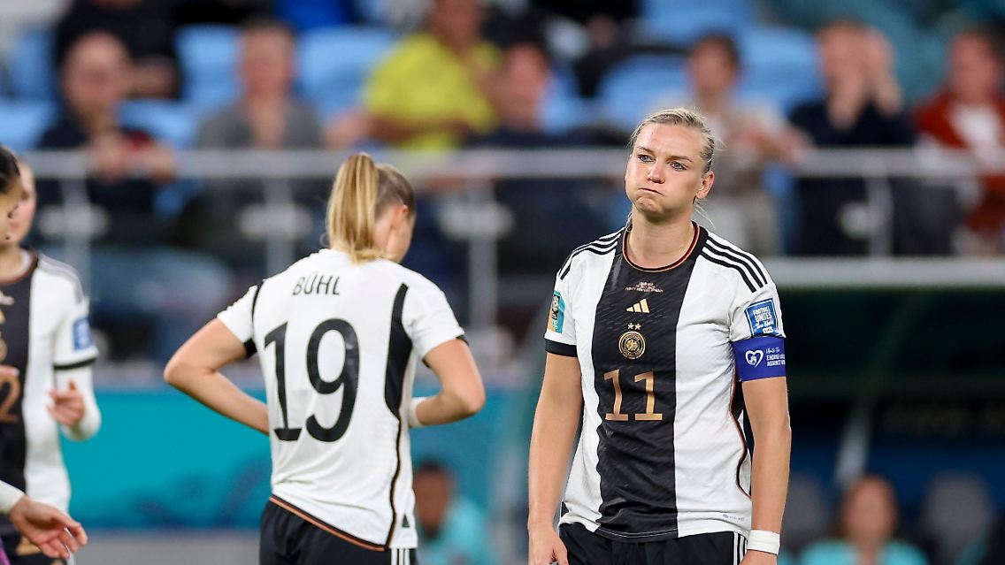 Das DFB-Team schiebt Frust: Eine bittere Niederlage gegen Kolumbien sorgt vor dem Gruppenfinale für Druck.