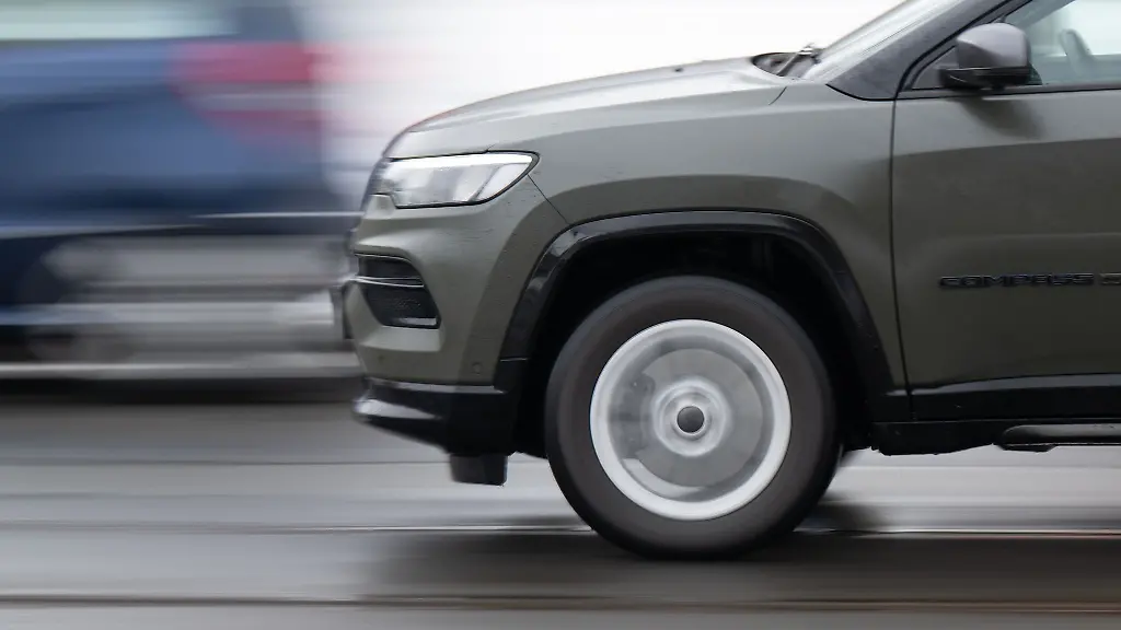 Wie-viel-faehrt-man-Diese-Frage-spielt-beim-Reifenkauf-durchaus-eine-Rolle-denn-Laufleistung-ist-ein-wichtiger-Faktor