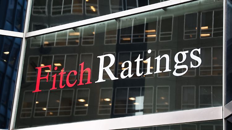 Die USA werden bei Fitch von nun an mit AA+ statt mit AAA geführt. 