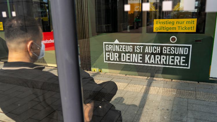 Die Bundeswehr ringt mit modernerer Ansprache um Nachwuchs, mit überschaubarem Erfolg. 