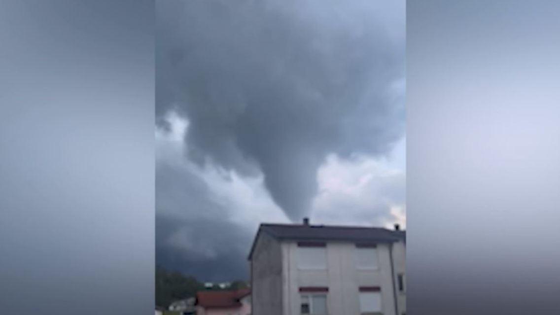 tornado.JPG