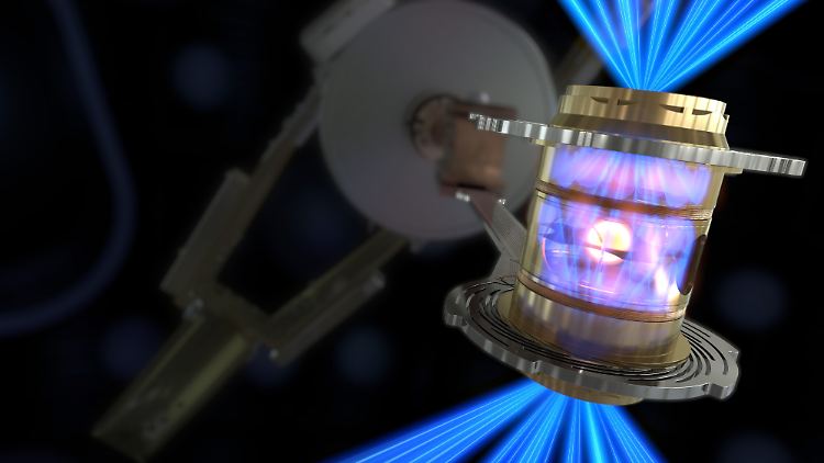 Dieses Foto zeigt die Target-Kammer in der National Ignition Facility des Lawrence Livermore National Laboratory (LLNL). In der Kammer lieferten am 5. Dezember 2022 192 Laserstrahlen mehr als 2 Millionen Joule ultravioletter Energie auf ein winziges Brennstoffpellet, um eine Fusionszündung zu erzeugen.