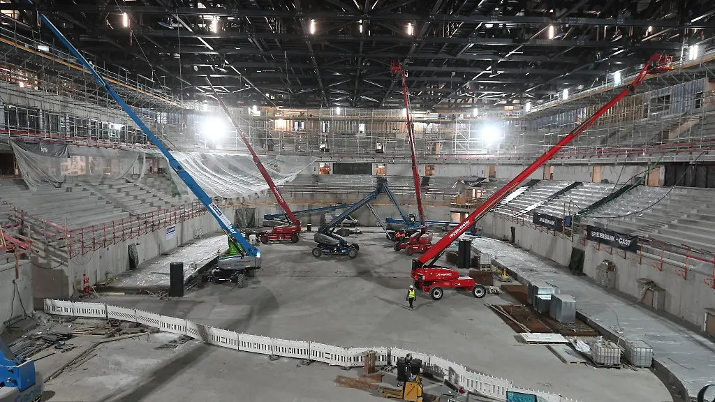 Ein-Blick-in-den-Innenraum-des-zukuenftigen-SAP-Garden-Stadions