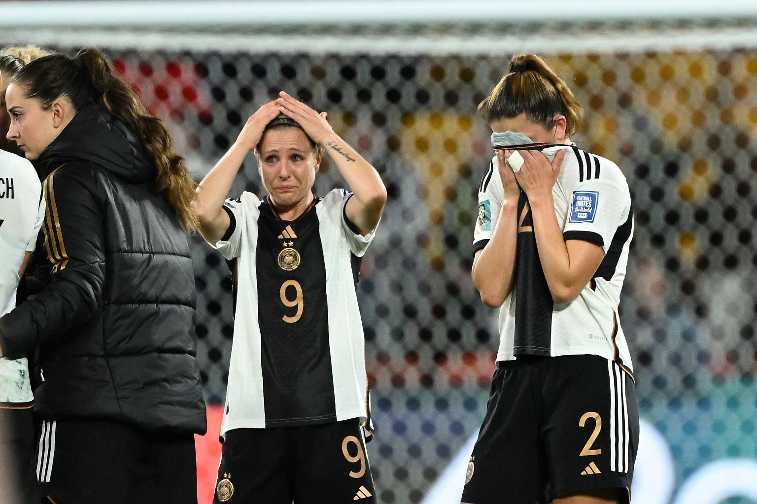 Für die deutschen Fußballerinnen endet das Alles-oder-Nichts-Spiel bei der WM mit dem schlimmstmöglichen Ausgang.