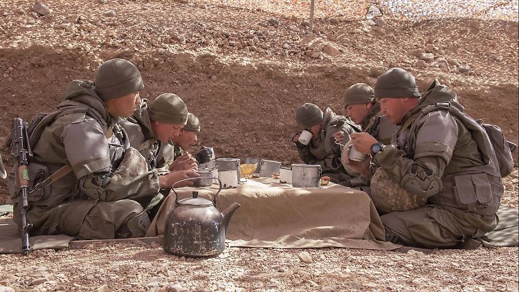 Kasachische Soldaten sollen der russischen Armee beitreten (Archivbild).