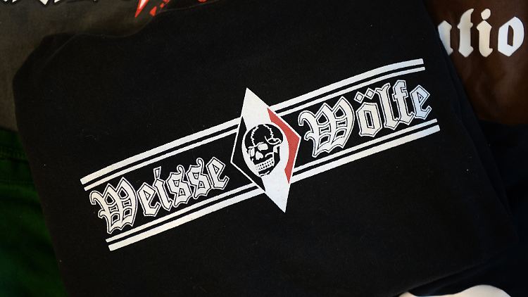 Ludwig war Mitbegründer der Neonazigruppe "Weiße Wölfe Terrorcrew", die 2016 verboten wurde.