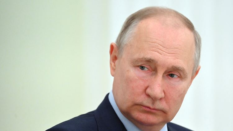 Wladimir Putin geht neue Wege, um Kriegsfreiwillige zu rekrutieren.