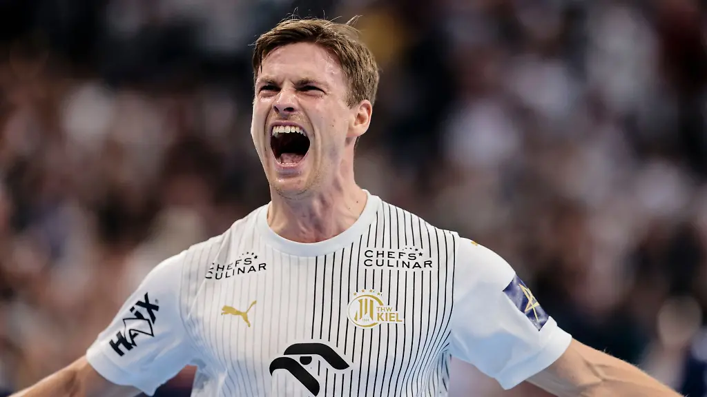 Kiels-Rune-Dahmke-jubelt-nach-einem-Tor-Die-Kieler-spielten-Sonntag-gegen-den-TVB-Stuttgart
