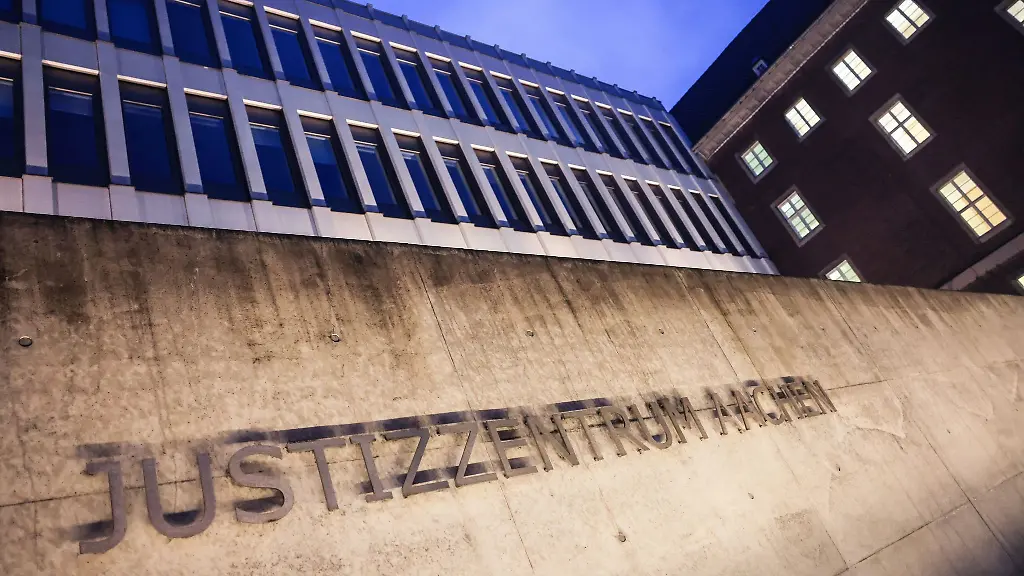 Das-Justizzentrum-mit-Landgericht-in-Aachen