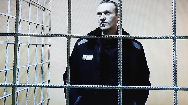 Ein Nawalny nur hinter Gittern reicht der russischen Justiz nicht: Auf ihn wartet nun vielmehr die schärfste Form der Isolationshaft.