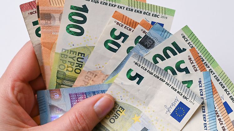 Für Arbeitslosenzeiten gibt es weniger Rente. 