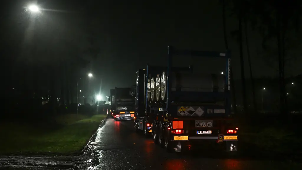 4269c797050cf2ea5c5b6d15a337635b