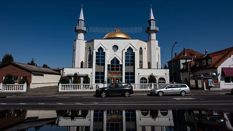 Die Ditib-Moschee in Göttingen, besonders Gemeinden in Hessen und Niedersachsen sind betroffen.