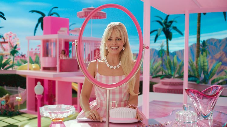 Margot Robbie wird als "Barbie" nicht in Algerien zu sehen sein.