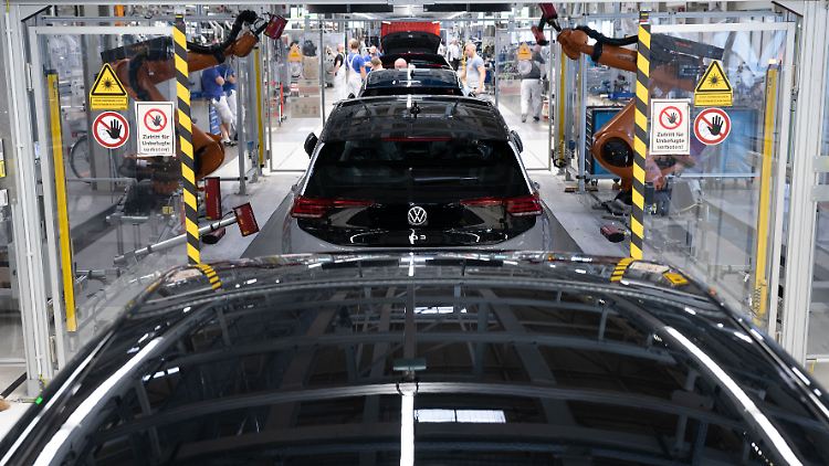 Den VW ID.3 gab es in Deutschland im Juni mit 24 Prozent Kundenvorteil, sprich Rabatt gegenüber dem Listenpreis. Beim ID.4 waren es 21 Prozent.