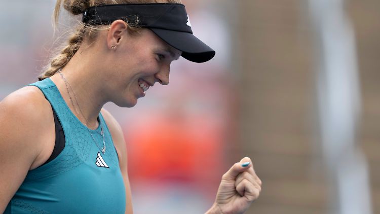 Caroline Wozniacki hatte Spaß bei ihrer Rückkehr auf die Profitour.