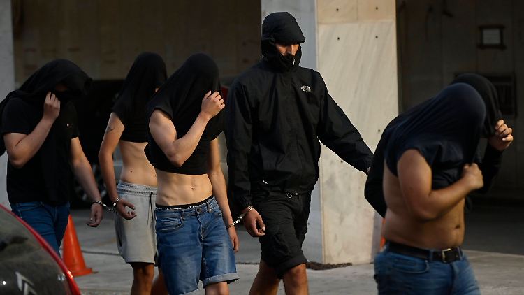 In Griechenland wurden vergangene Woche über 100 Hooligans festgenommen.