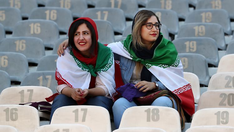 Bei einigen Begegnungen durften Iranerinnen in der Vergangenheit ins Stadion.