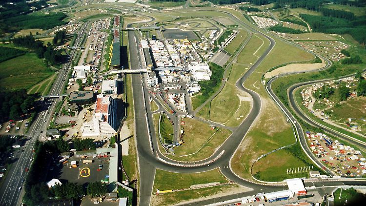 Der Nürburgring aus der Vogelperspektive (Archivbild von 1989).