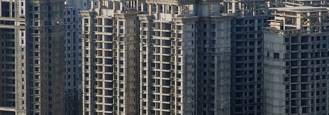 2022-01-06T000000Z_1404346657_RC2KTR99G9A3_RTRMADP_3_CHINA-PROPERTY-DEBT-EVERGRANDE-HAINAN.JPG