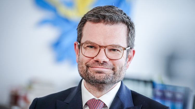 Bundesjustizminister Marco Buschmann sagt der "Inländerdiskriminierung" den Kampf an.