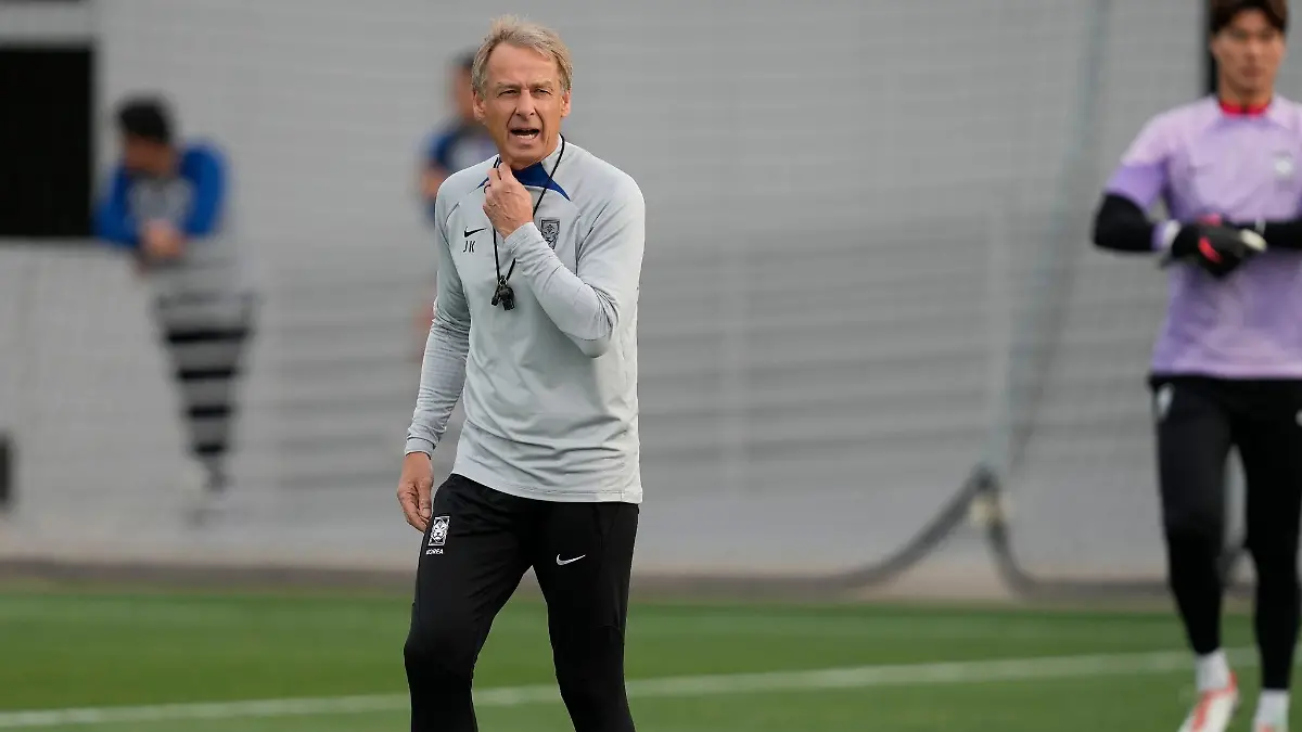 Juergen-Klinsmann-droht-das-Aus-als-Trainer-des-suedkoreanischen-Nationalteams