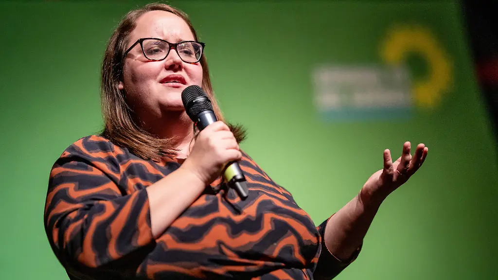 b2dae16f98962e638526ef83c5f23a88