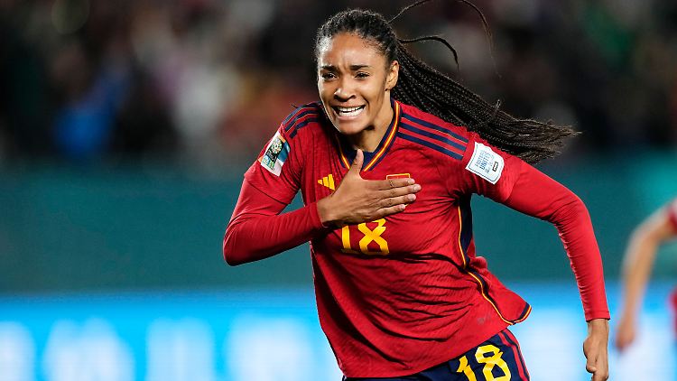 Salma Paralluelo durfte für Spanien als Erste jubeln.