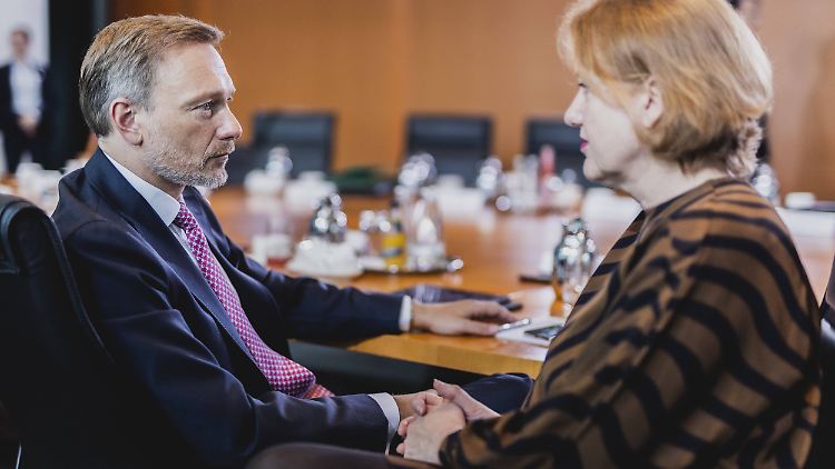 Lindner und Paus am Kabinettstisch