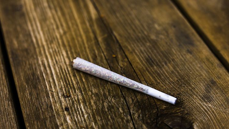 Durch das Cannabis-Gesetz sollen qualitativ korrekte Produkte begrenzt freigegeben werden.