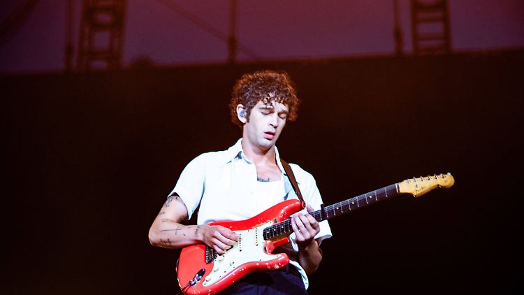 Frontmann Matt Healy bei einem Konzert in Kalifornien.