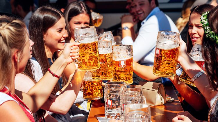 Ist 2023 ein Besuch auf dem Oktoberfest geplant? Dann gilt es, rechtzeitig die passende Unterkunft zu buchen.