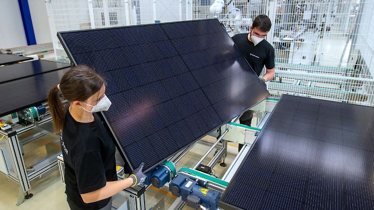 Das Unternehmen kündigte bereits an, künftig Hochleistungs-Solarzellen im US-Bundesstaat Colorado zu produzieren.