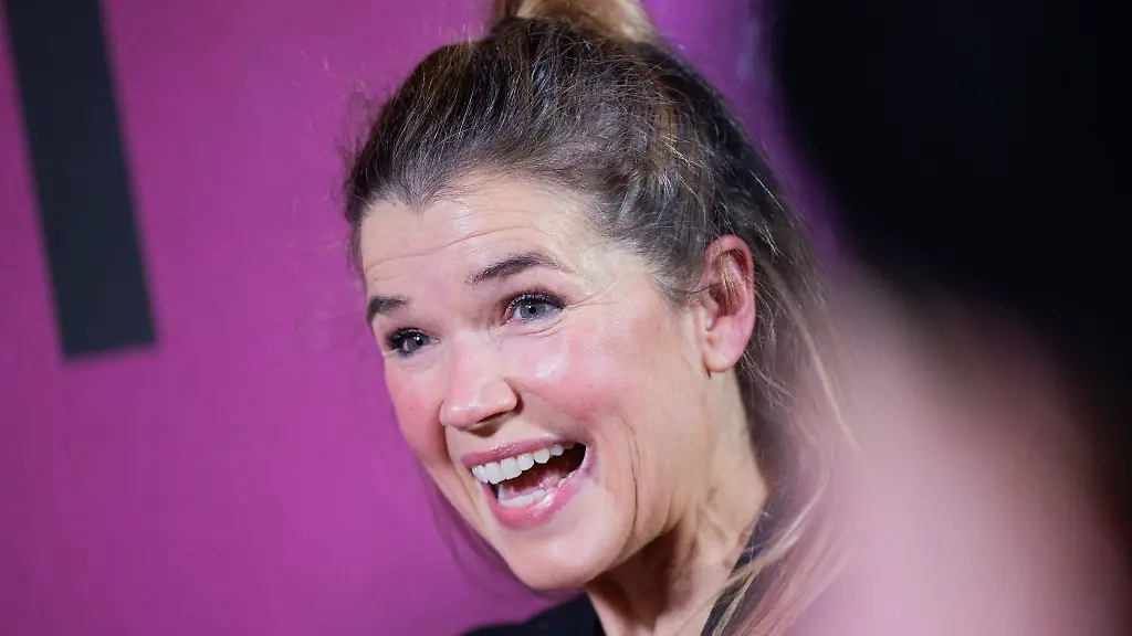 Anke-Engelke-Schauspielerin-bei-einer-Filmpremiere