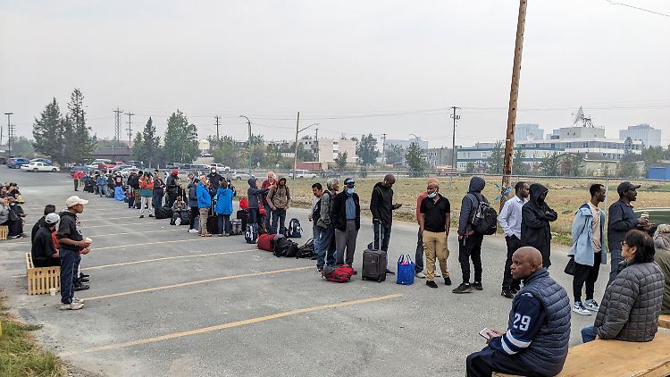 In Kelowna wurden rund 150.000 Menschen aufgerufen, ihre Häuser zu verlassen.