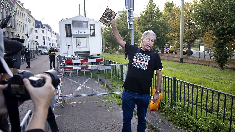 Edwin Wagensveld, seines Zeichens Gründer der niederländischen Pegida, musste sich bereits wegen einer Koran-Schändung vor Gericht verantworten.