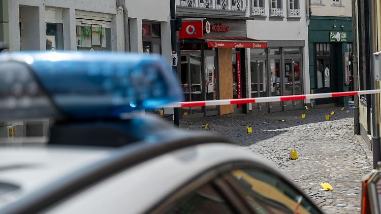 Die Ermittler sperrten Teile der Stadt.