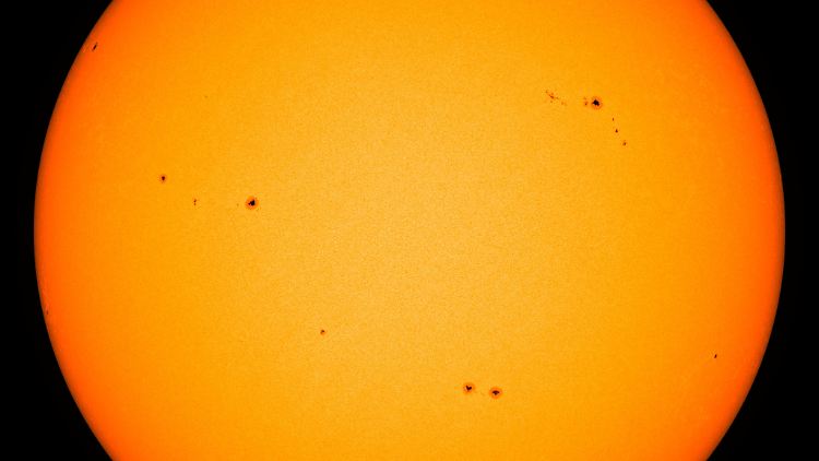 Die Sonne bekommt schneller Flecken: Der Einfluss der damit einhergehenden Sonnenstürme auf das Erdklima ist jedoch bisher gering.