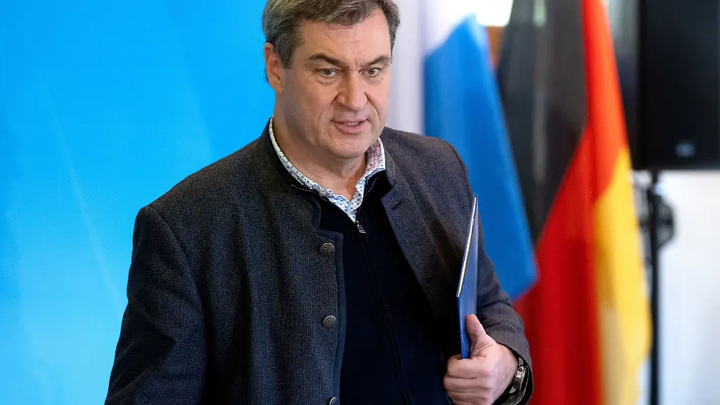 Markus-Soeder-CSU-Ministerpraesident-von-Bayern-nimmt-an-einer-Pressekonferenz-teil