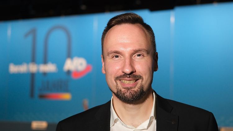 Der auf Platz zehn der Europaliste gesetzte AfD-Kandidat Arno Bausemer machte wohl viele falsche Angaben.