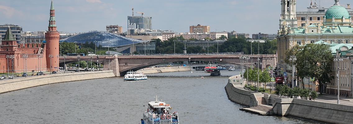 419542057.jpg