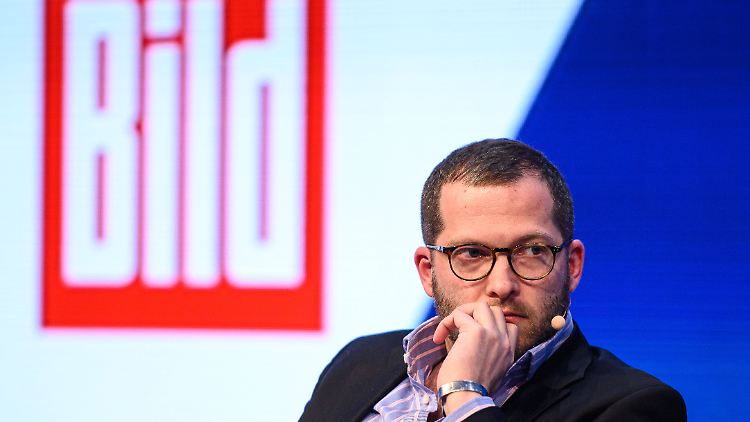 Springer hatte von Reichelt mit einer Klage beim Arbeitsgericht Berlin die Rückzahlung einer Abfindung verlangt. 