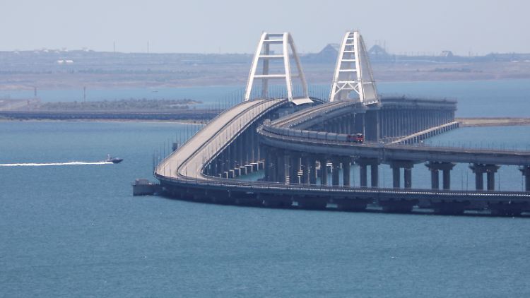 Die Kertsch-Brücke ist eine wichtige Logistikroute des russischen Militärs.