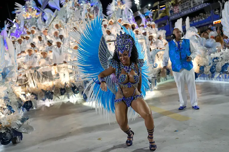 b2e422c57ae465e1920a91224bc1bcc8