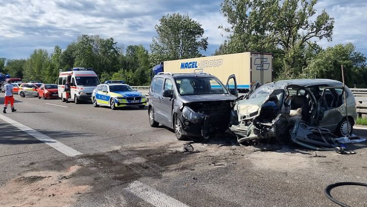 Erst vor wenigen Wochen krachte es auf der Autobahn 96. Ein 83-Jähriger hatte gewendet und war in die Gegenrichtung gefahren. 