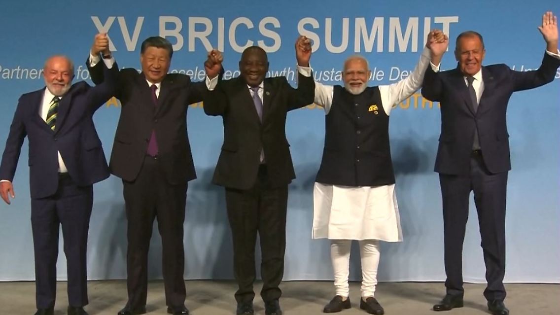 Brics+.JPG