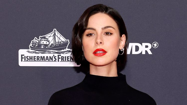Die Heilung ihres doppelten Kreuzbeinbruchs braucht Zeit: Lena Meyer-Landrut.