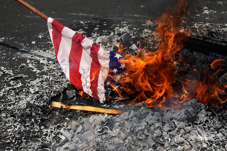 cbd6541addb64c18a44f735cf85e1b81