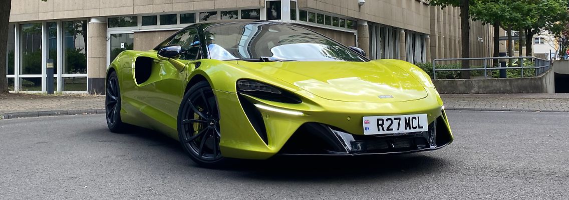 McLaren_Artura_VO.jpg